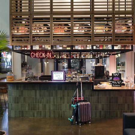 Отель Moxy Memphis Downtown Экстерьер фото