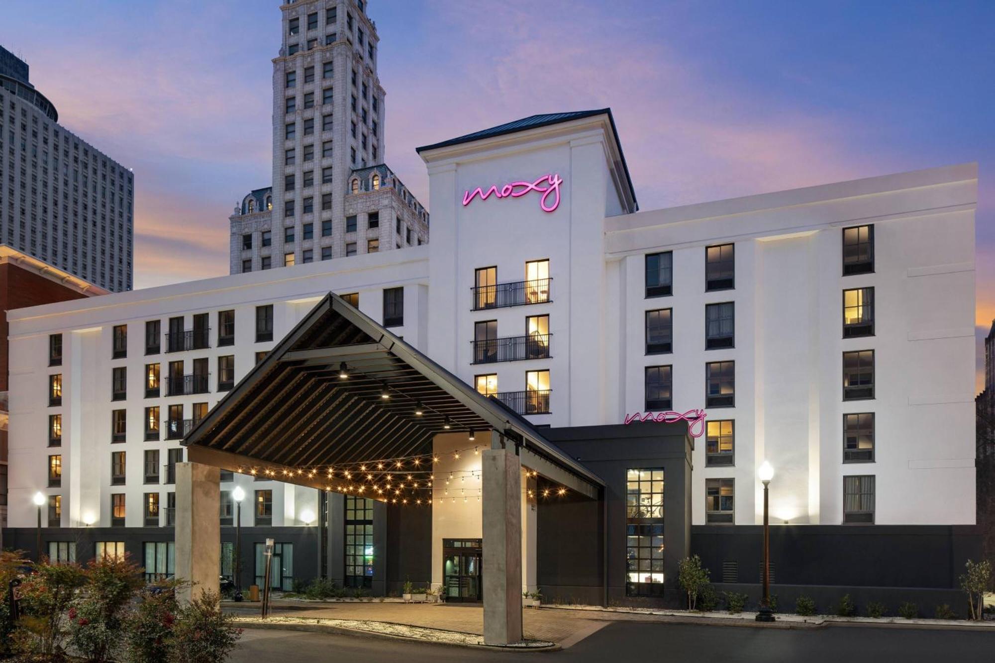 Отель Moxy Memphis Downtown Экстерьер фото