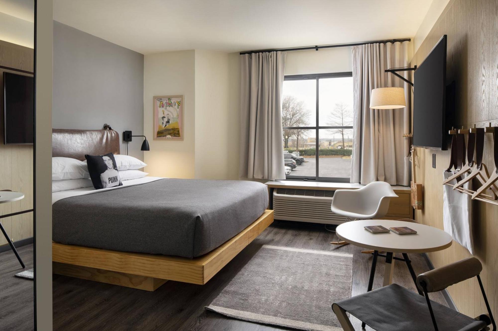 Отель Moxy Memphis Downtown Экстерьер фото