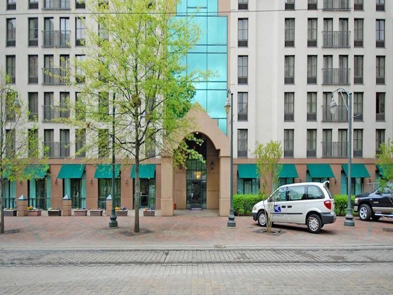 Отель Moxy Memphis Downtown Экстерьер фото