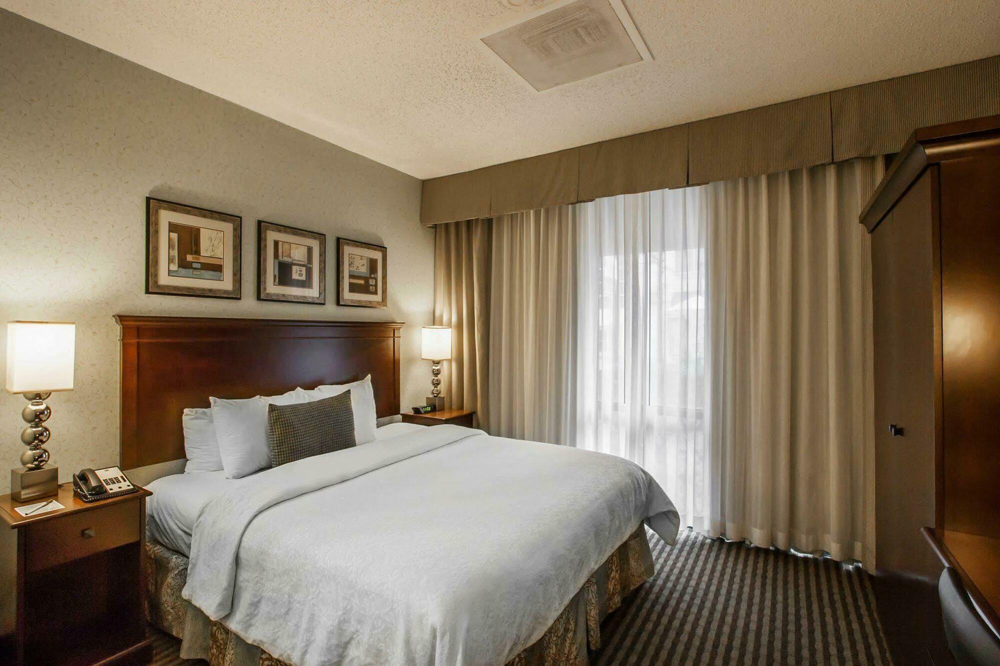 Отель Moxy Memphis Downtown Экстерьер фото